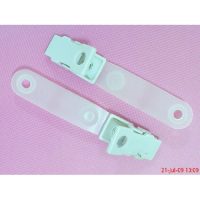 plastic-clip-pink-500x500